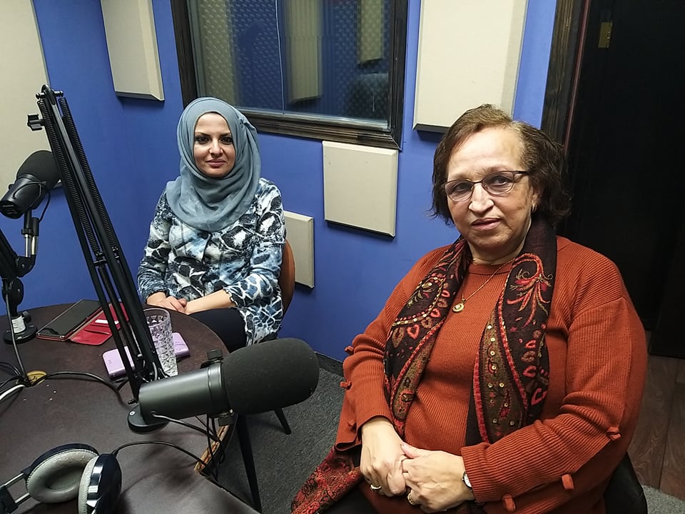 صوت| إذاعة "نساء إف إم" وطاقم شؤون المرأة ينفذان موجتين إذاعيتين ضمن مشروع دعم الصحفيات والمدافعات عن حقوق الانسان